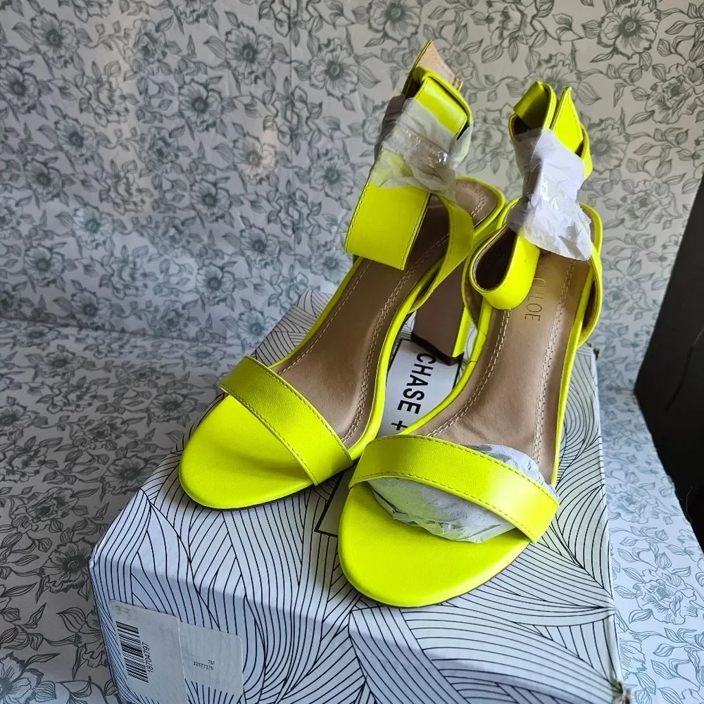 NIB Chase & Chloe Aita Ankle Strap Sandal | 7